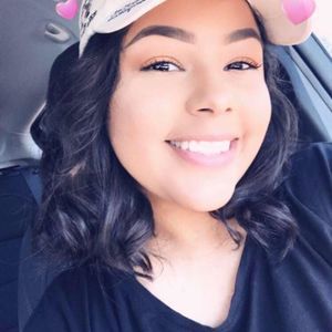 Meet your Posher, Mayra